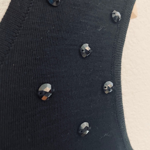 NWOT ANDREA JOVINE Beaded-Embellished Cropped Fine Wool Knit Sleeveless Sweater - Picture 3 of 6